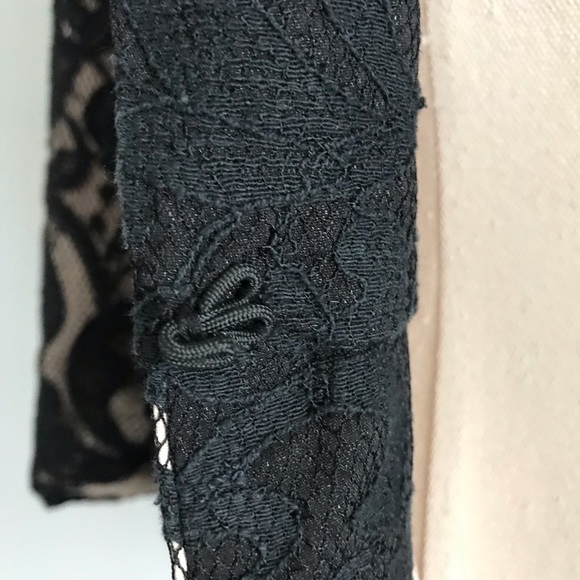 ~SOLD~ PORTMANS Size 8 Black Lace Blazer - Picture 12 of 16